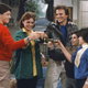 Breakout star Jason Bateman (left) anchored The Hogan Family through the loss of star Valerie Harper (second from left), two name changes, and a network change. The show managed to endure all of this and remain on the air, despite being uniformly terrible. (Screenshot: Valerie, later renamed Valerie’s Family, later renamed The Hogan Family)
